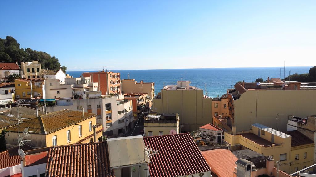 Claire Seaview & Beach-Apartment Montgat Esterno foto