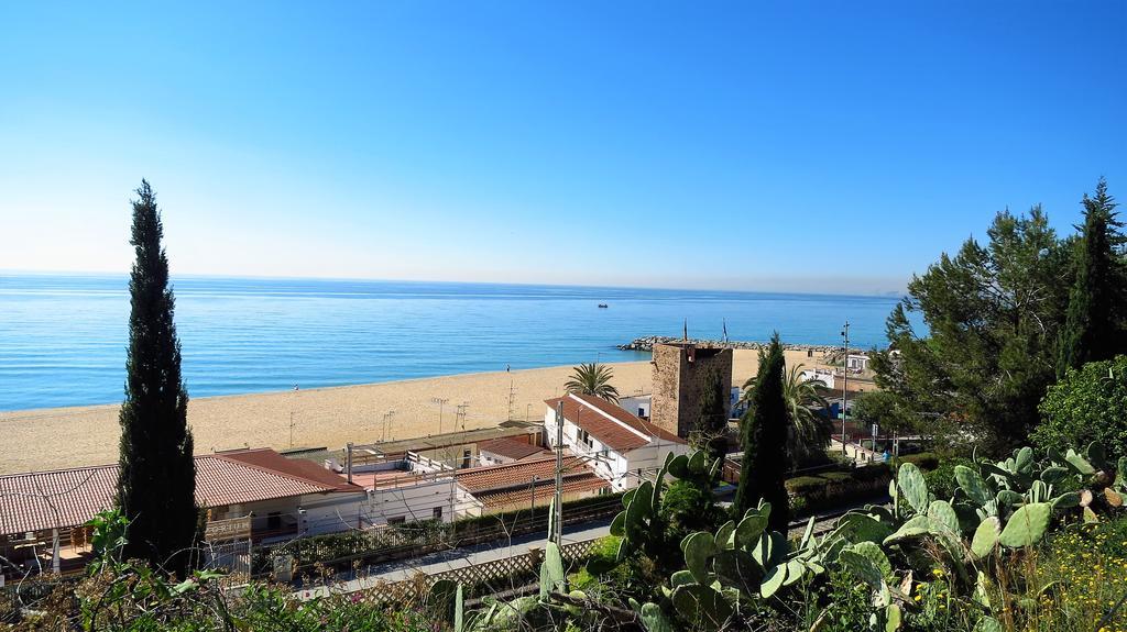 Claire Seaview & Beach-Apartment Montgat Esterno foto