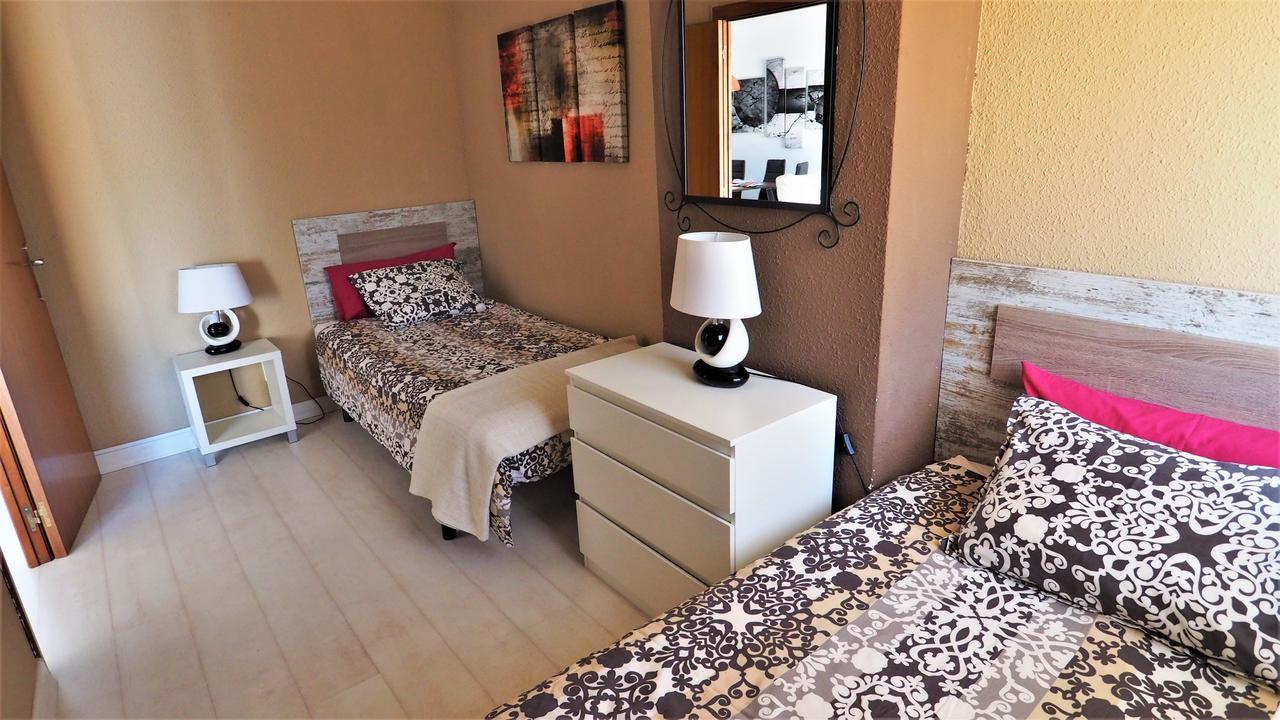 Claire Seaview & Beach-Apartment Montgat Esterno foto